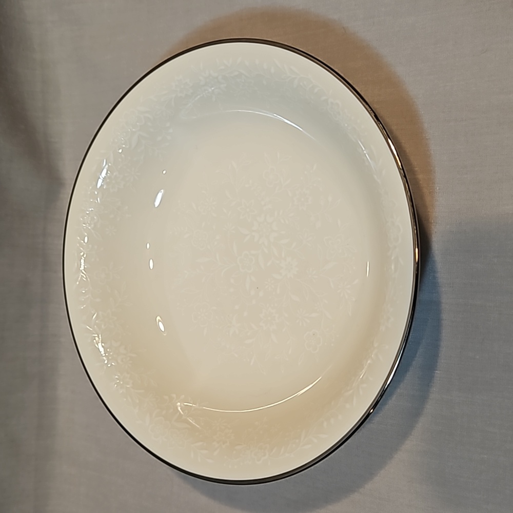Noritake Affection 7192 Fruit/Desert/Sauce Bowl, Ivory China new
